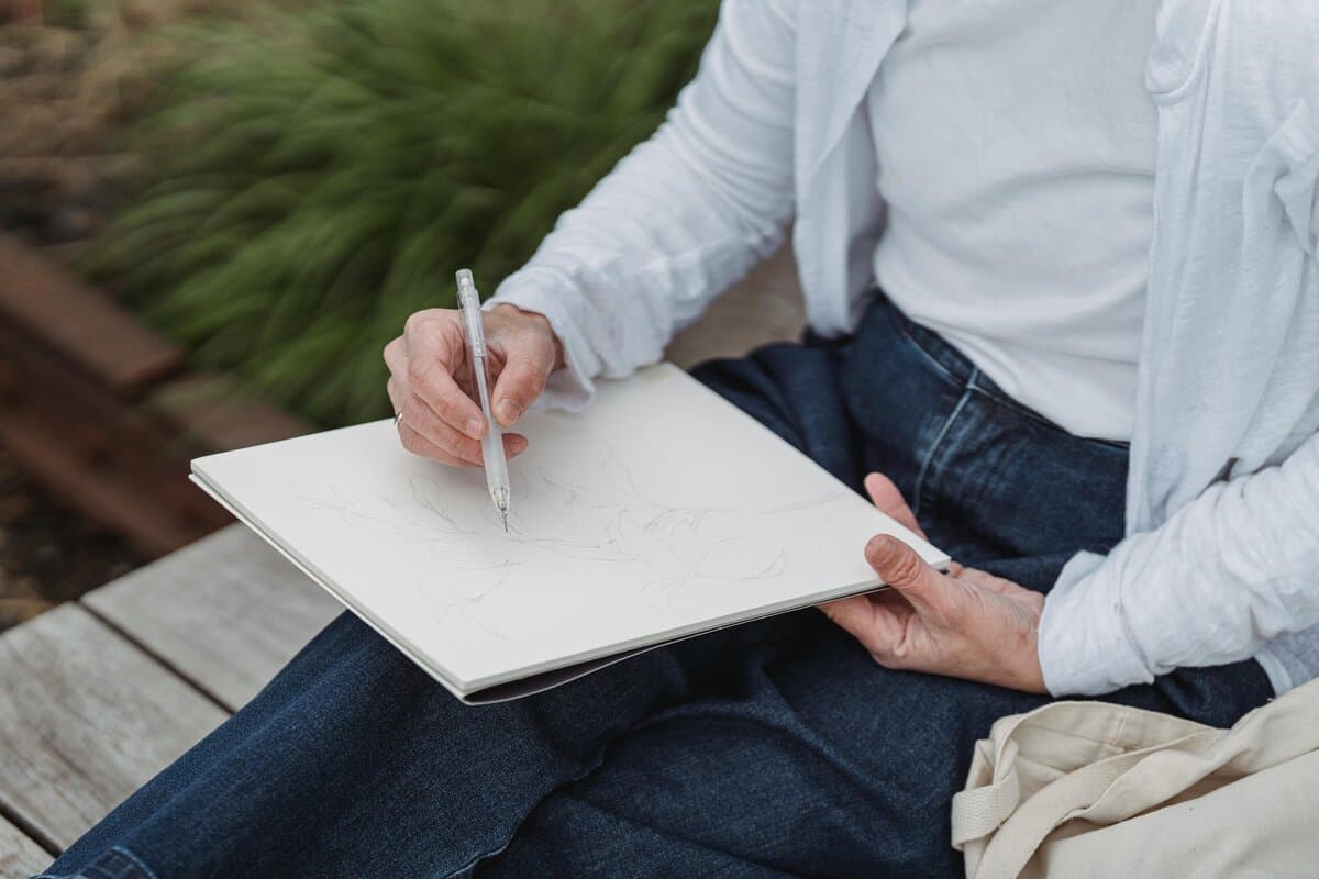 Applied Arts and Sciences - Uni4edu